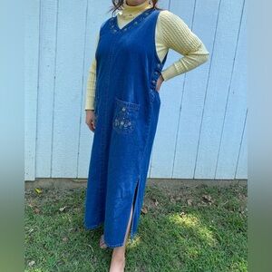 Vtg Denim MPH embroidered floral jumper dress